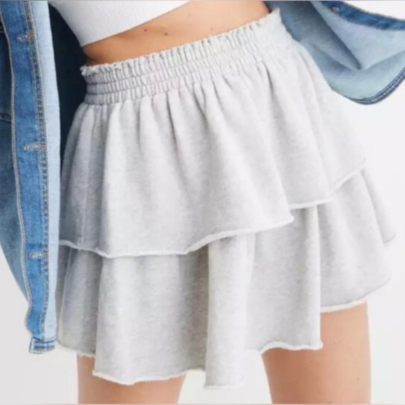 aerie Dresses & Skirts - NWT Aerie Weekend Ruffle Tiered Mini Skirt